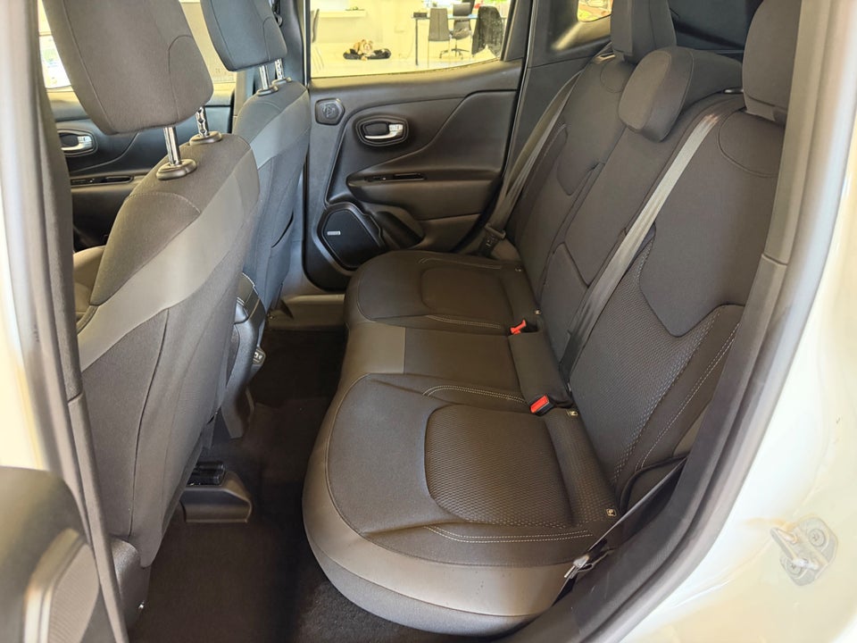 Jeep Renegade 1,3 T 150 Limited DCT 5d