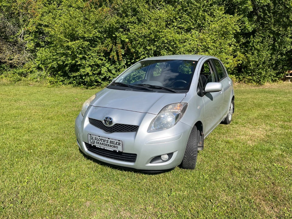 Toyota Yaris 1,3 T2 5d