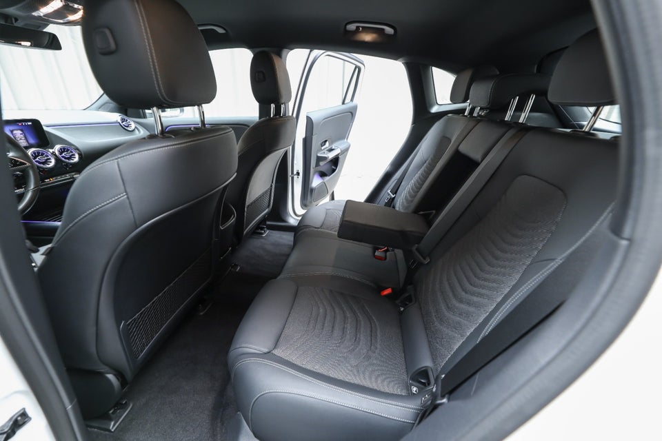 Mercedes EQA250+ Progressive Advance 5d