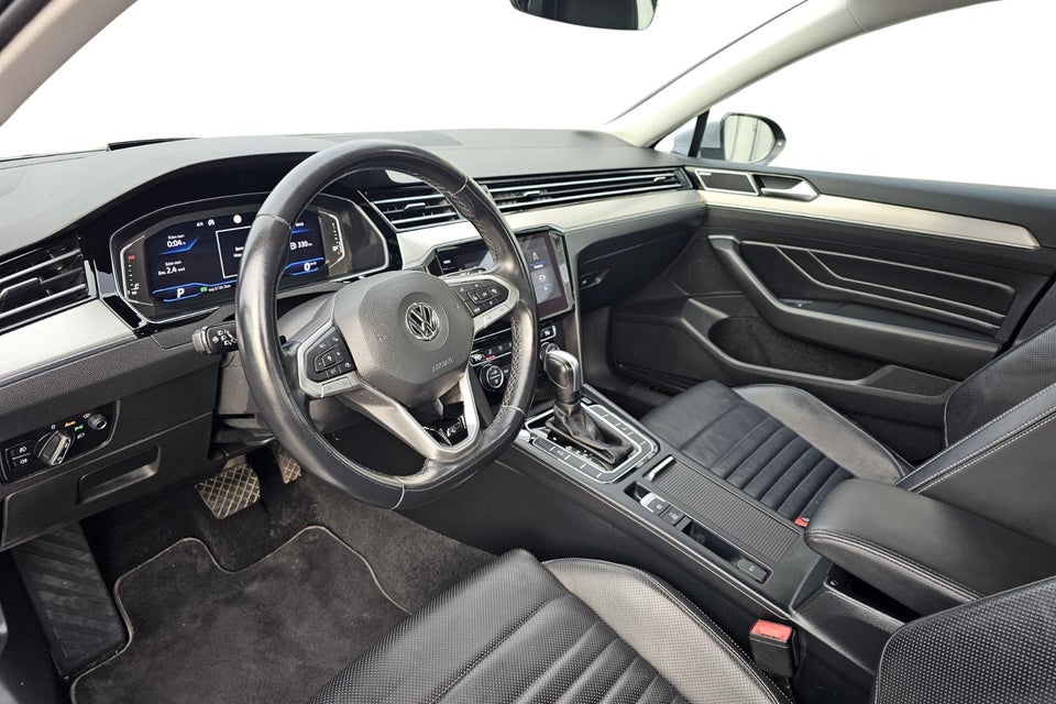 VW Passat 2,0 TSi 190 Elegance+ DSG 4d