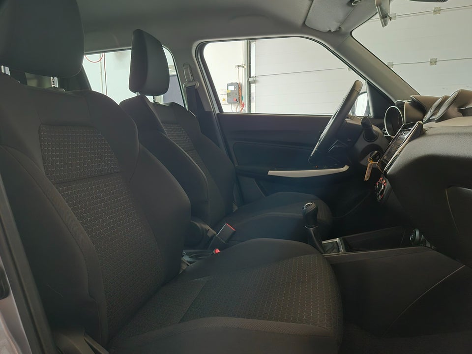 Suzuki Swift 1,2 mHybrid Action Sky 5d
