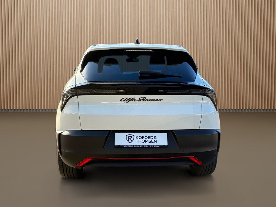 Alfa Romeo Junior Elettrica Speciale 5d
