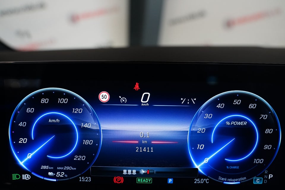 Mercedes EQA250+ Progressive Advance 5d
