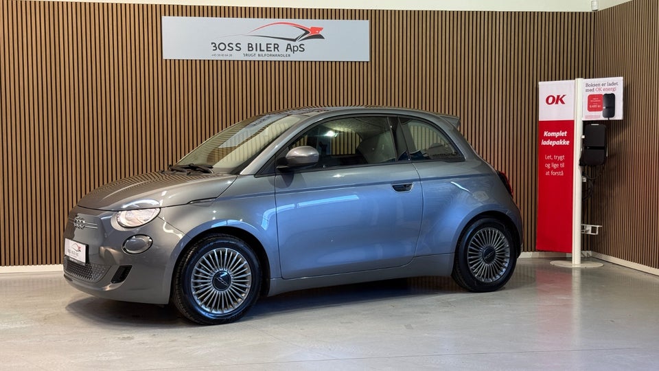 Fiat 500e 42 Icon Sky 3d