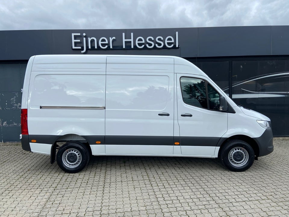 Mercedes Sprinter 317 2,0 CDi A2 Kassevogn PRO RWD