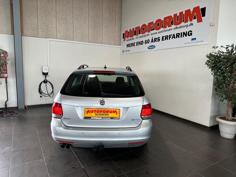 VW Golf VI 2,0 TDi 140 Comfortline Variant Van 5d