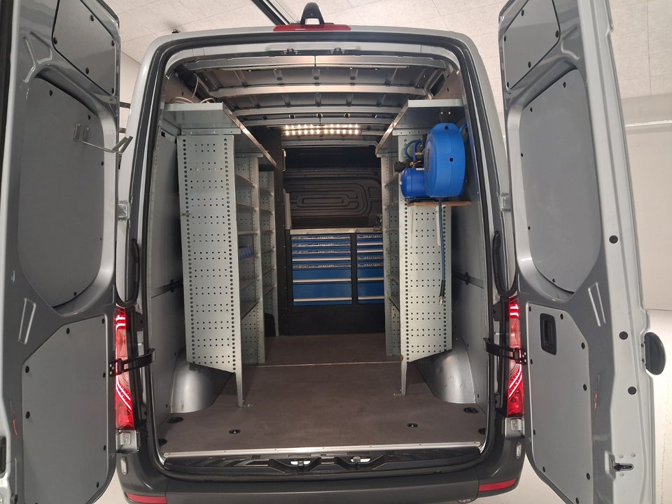 Mercedes Sprinter 317 2,0 CDi A2 Kassevogn SELECT aut. RWD