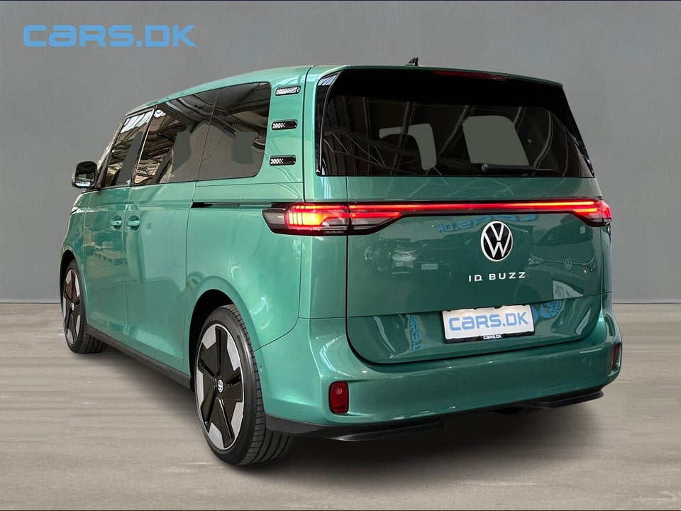 VW ID. Buzz 77 Pro SWB 5d