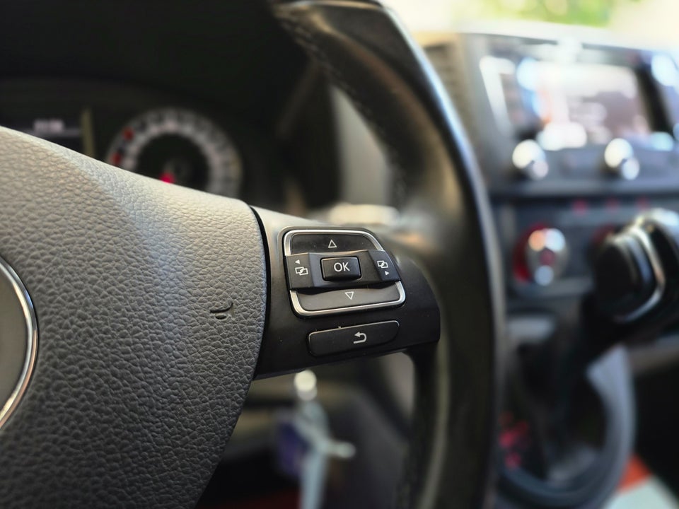 VW Transporter 2,0 TDi 140 Kassevogn DSG kort