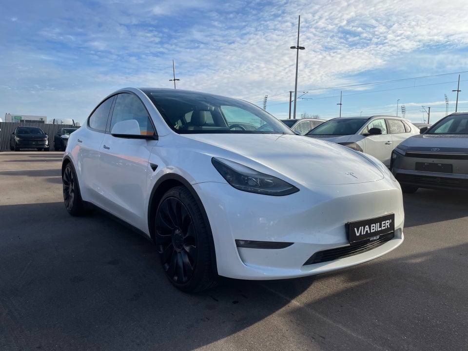 Tesla Model Y Performance AWD 5d