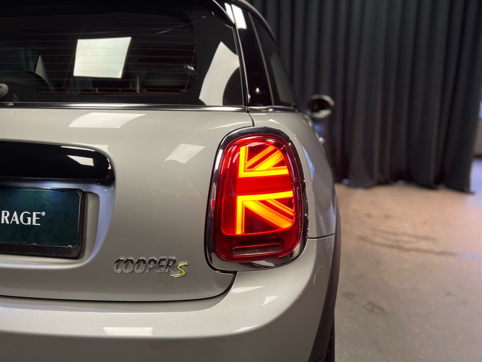MINI Cooper SE Edition Premium Plus 3d