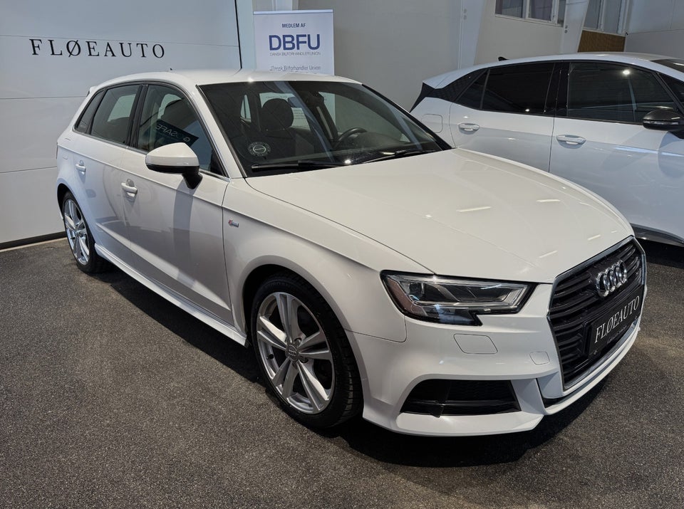 Audi A3 35 TDi S-line Sportback S-tr. 5d