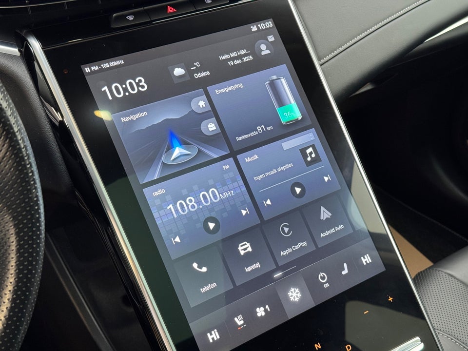 MG Marvel R Luxury 5d