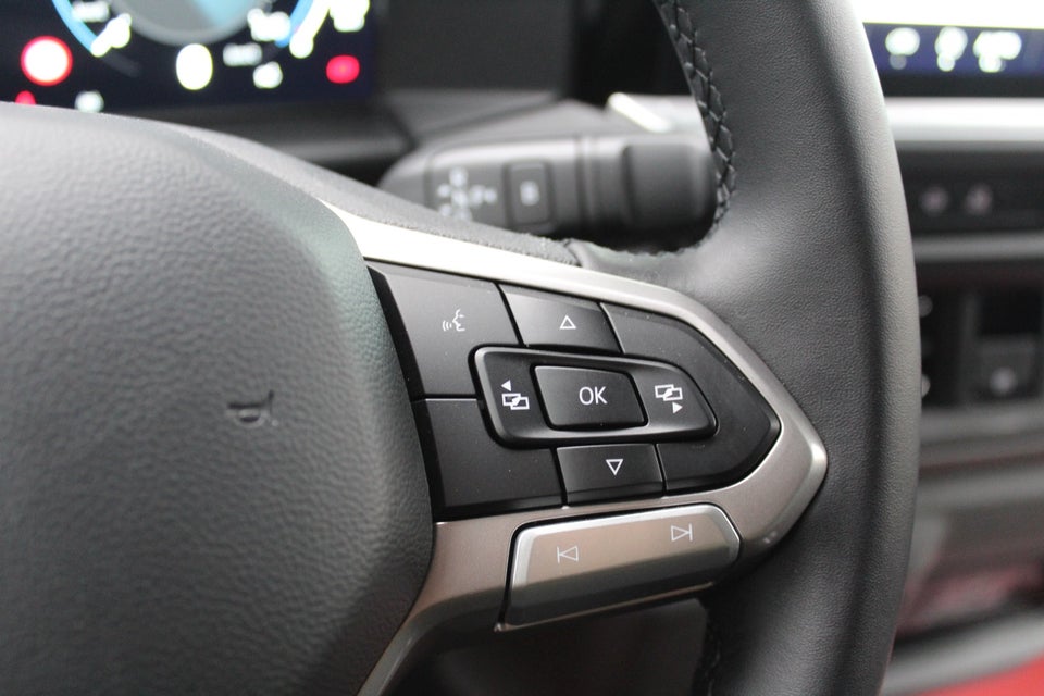 VW e-Caravelle Life SWB