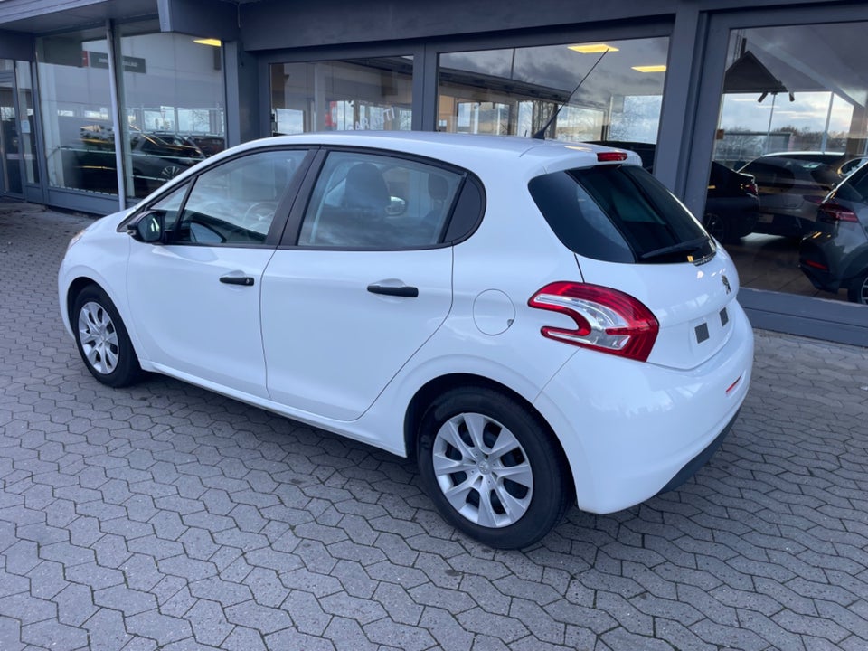 Peugeot 208 1,0 VTi Active+ 5d