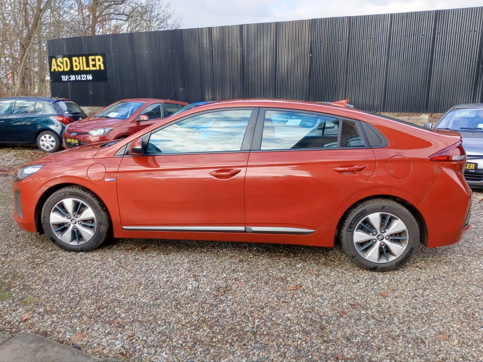 Hyundai Ioniq 1,6 PHEV Trend DCT 5d