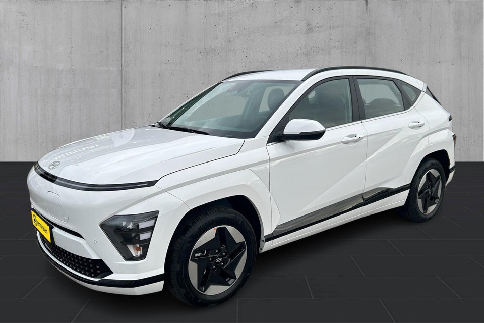 Hyundai Kona 65 EV Essential Van 5d