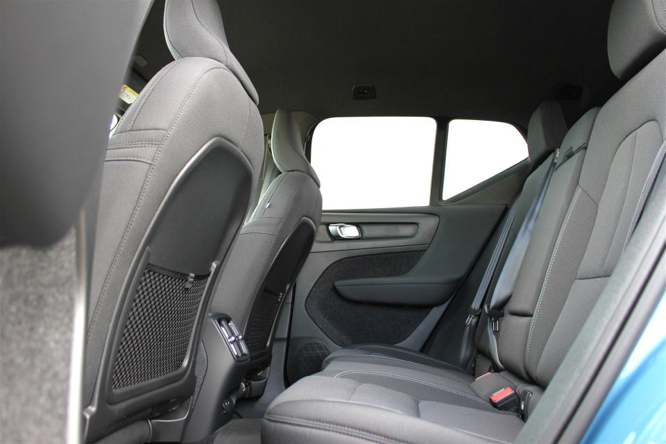 Volvo XC40 ReCharge Twin Plus 5d