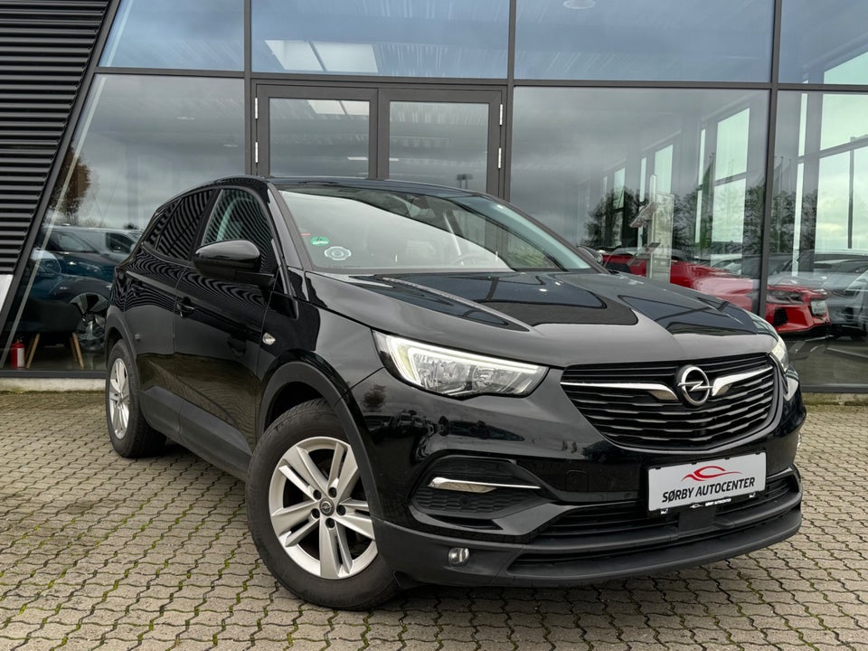 Opel Grandland X 1,5 CDTi 130 Excite 5d