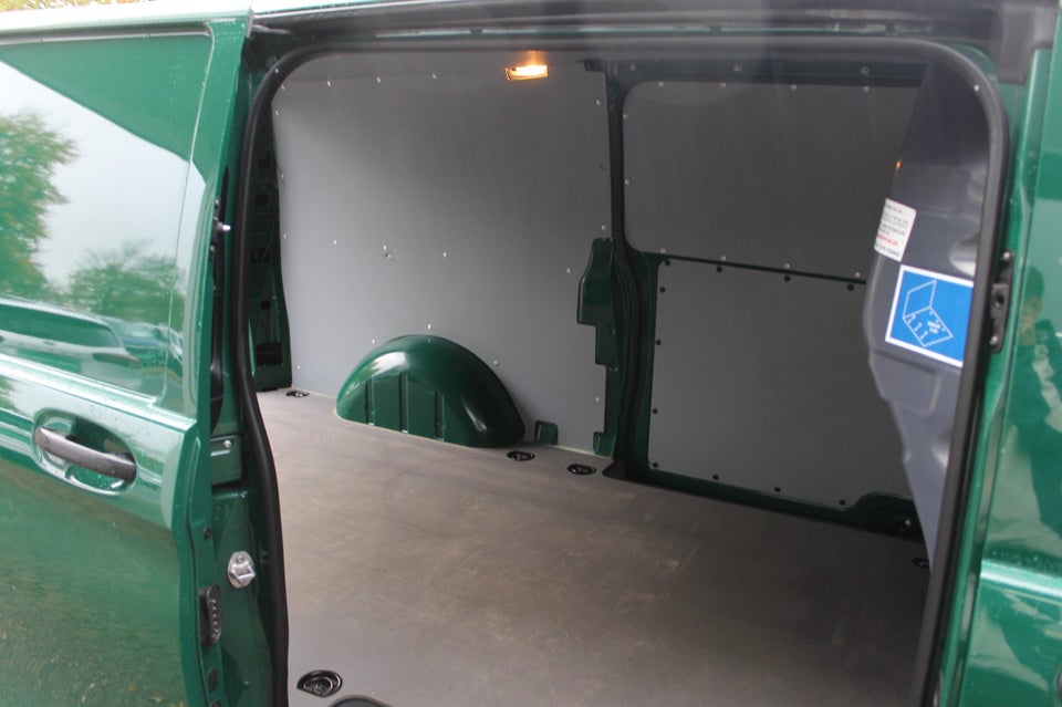 Mercedes Vito 114 2,0 CDi Kassevogn aut. XL RWD