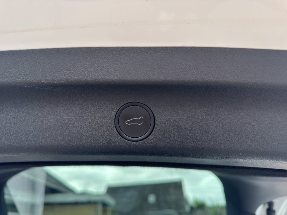 Tesla Model Y RWD 5d