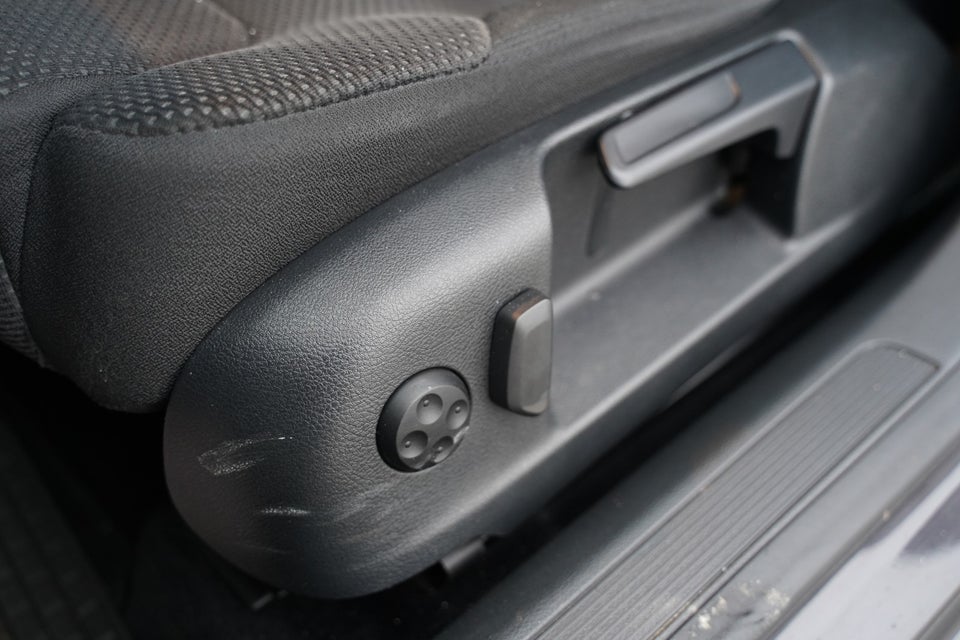 VW Passat 2,0 FSi Comfortline 4d