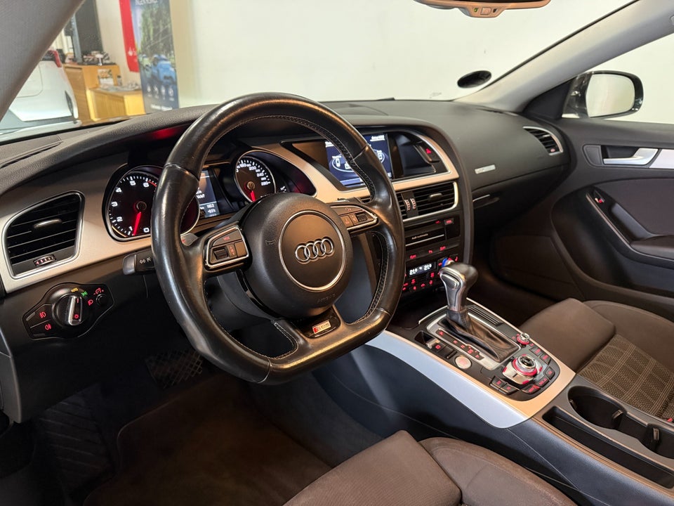 Audi A5 1,8 TFSi 144 S-line Sportback Multitr. 5d