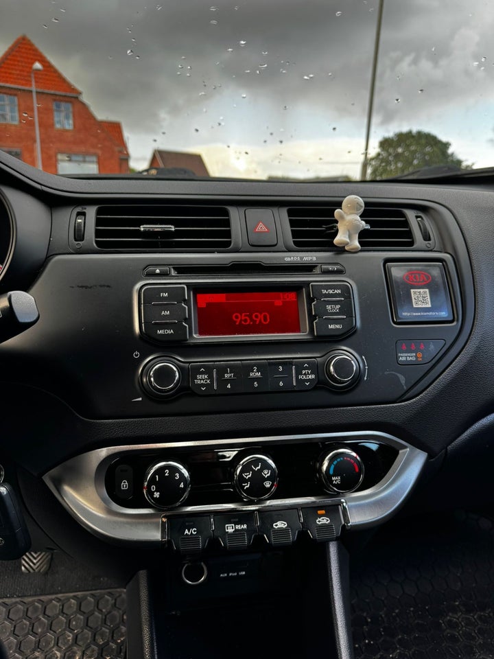 Kia Rio 1,1 CRDi 75 Active 5d