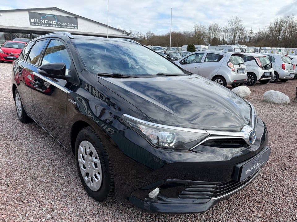 Toyota Auris 1,8 Hybrid H2 Comfort Touring Sports CVT 5d
