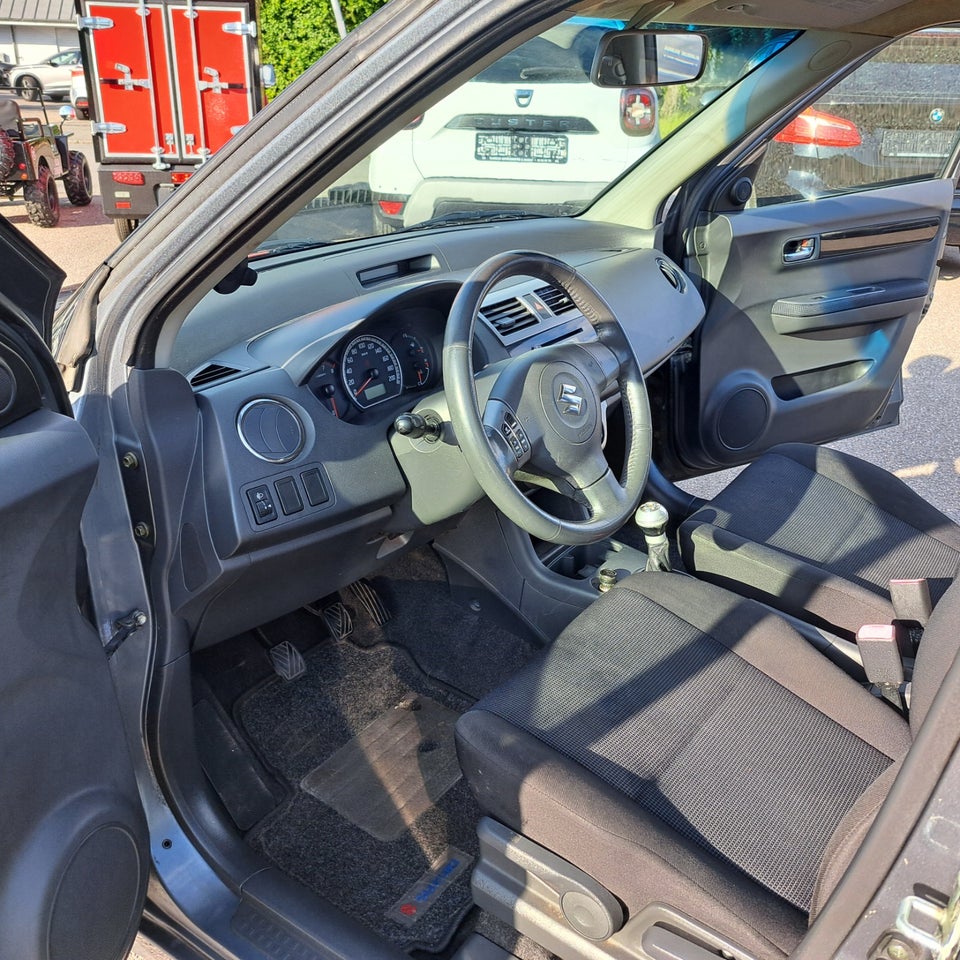 Suzuki Swift 1,3 GL-A 5d