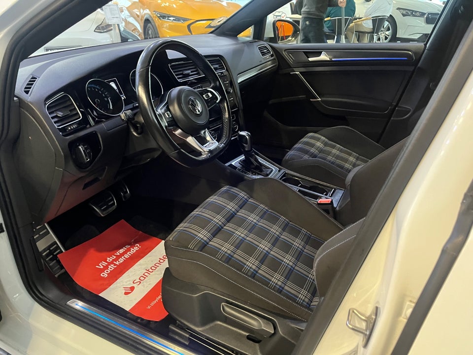 VW Golf VII 1,4 GTE DSG 5d