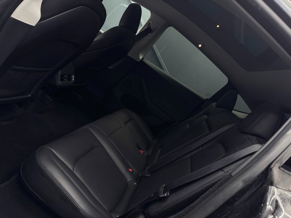 Tesla Model Y RWD 5d