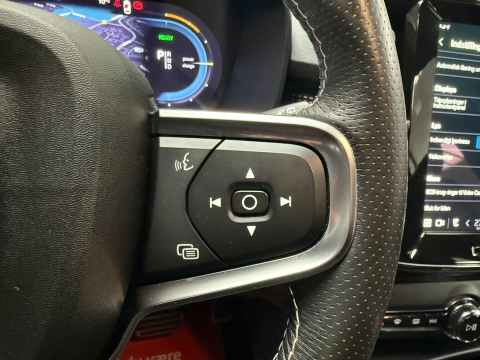 Volvo XC40 P8 ReCharge Twin R-Design 5d