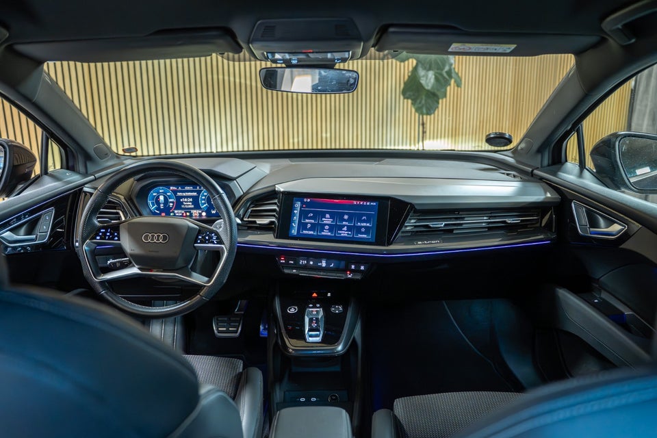 Audi Q4 e-tron 40 S-line 5d