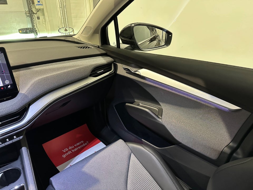 Skoda Enyaq 60 iV Loft 5d