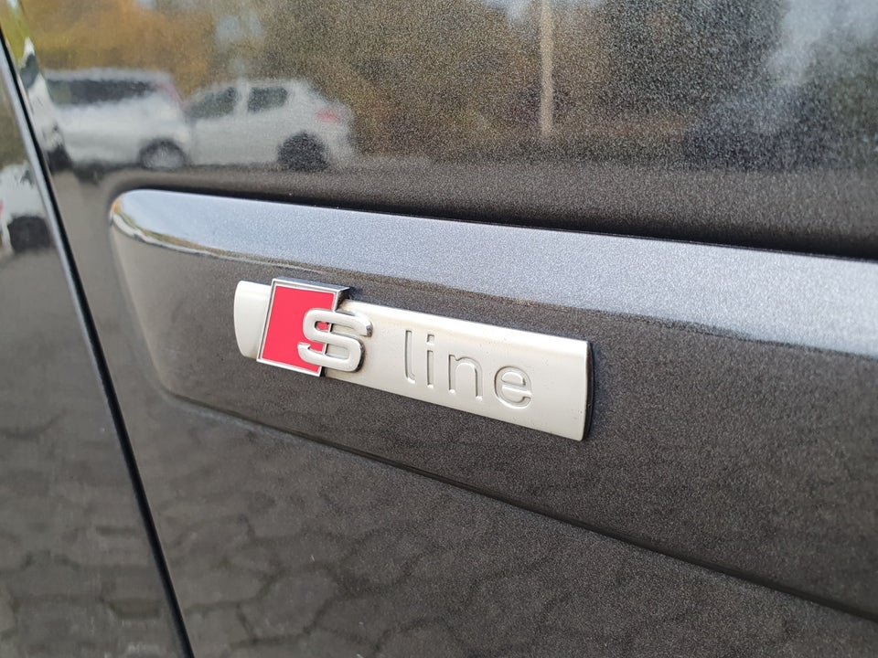 Audi A4 1,8 T 163 4d