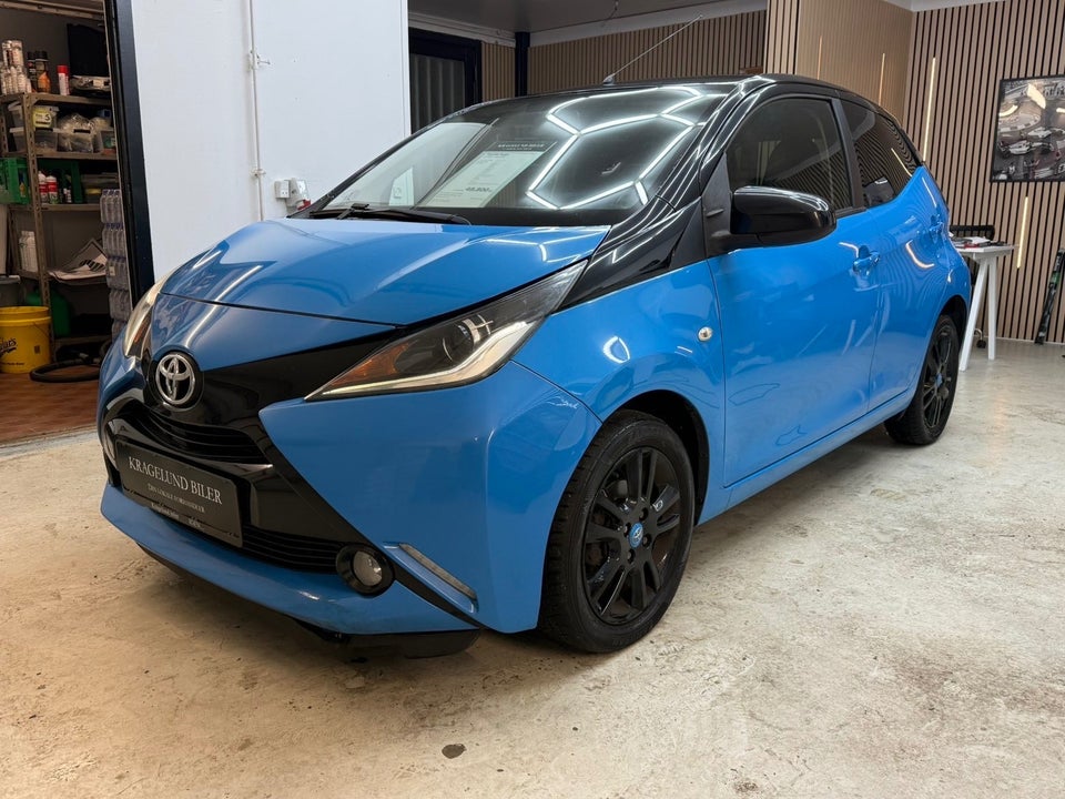 Toyota Aygo 1,0 VVT-i x-clusiv 5d