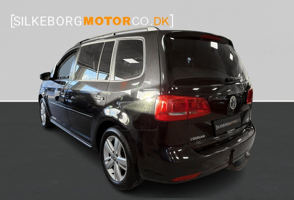 VW Touran 1,6 TDi 105 Match DSG BMT 5d