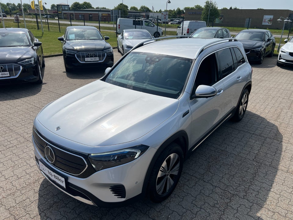 Mercedes EQB250 Progressive 5d