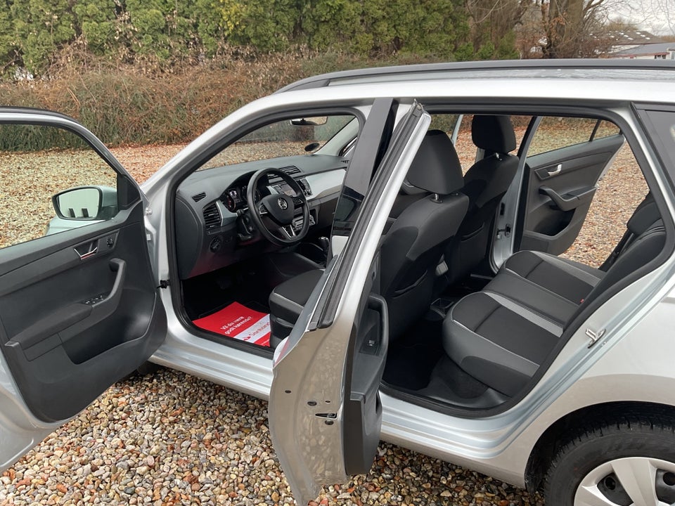 Skoda Fabia 1,0 TSi 110 Ambition Combi DSG 5d