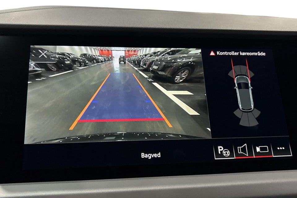 Audi Q4 e-tron 40 Attitude 5d