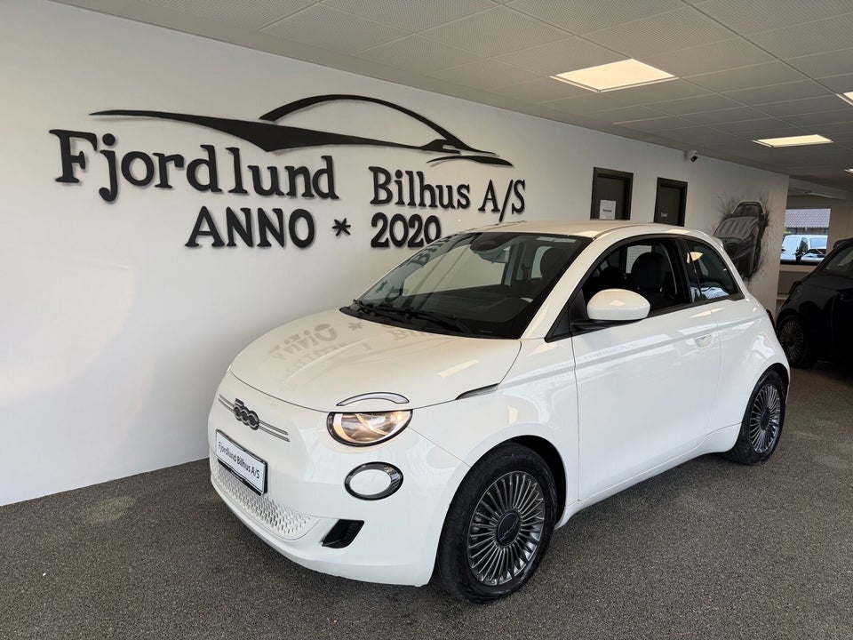 Fiat 500e 42 Icon 3d