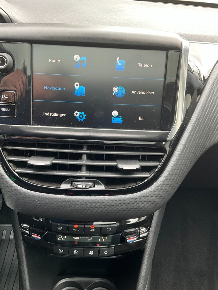 Peugeot 208 1,2 PureTech 82 Prestige 5d