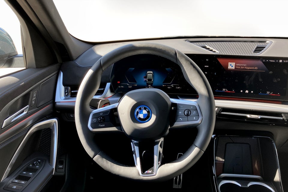 BMW iX2 eDrive20 M-Sport Premium 5d