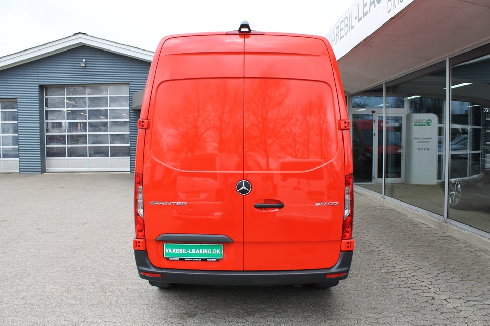 Mercedes Sprinter 317 2,0 CDi A2 Kassevogn aut. RWD