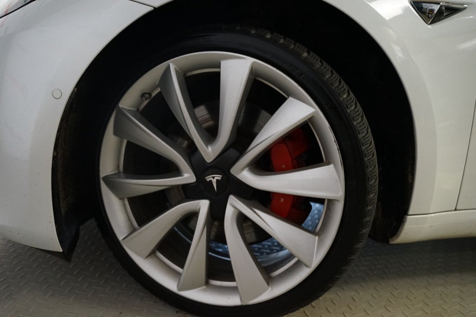 Tesla Model 3 Performance AWD 4d