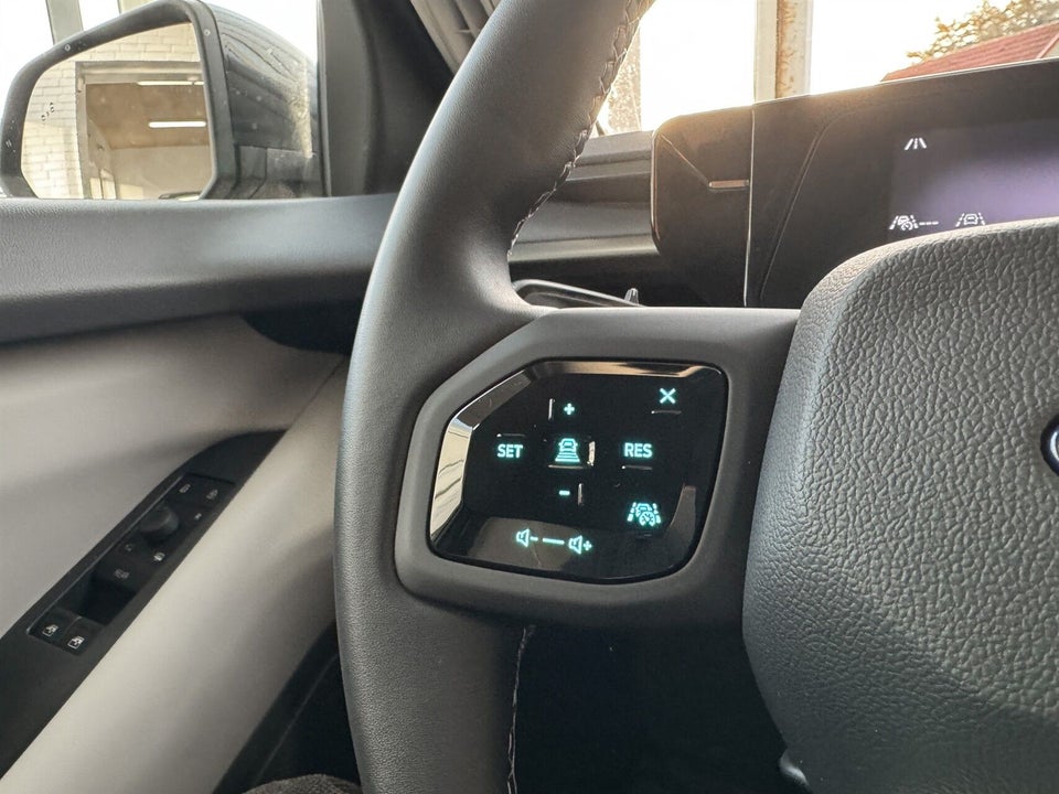 Ford Explorer 82 Select Extended Range 5d