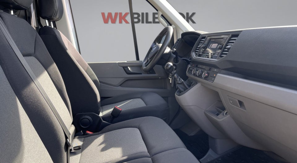 VW Crafter 30 2,0 TDi 177 Kassevogn L3H2
