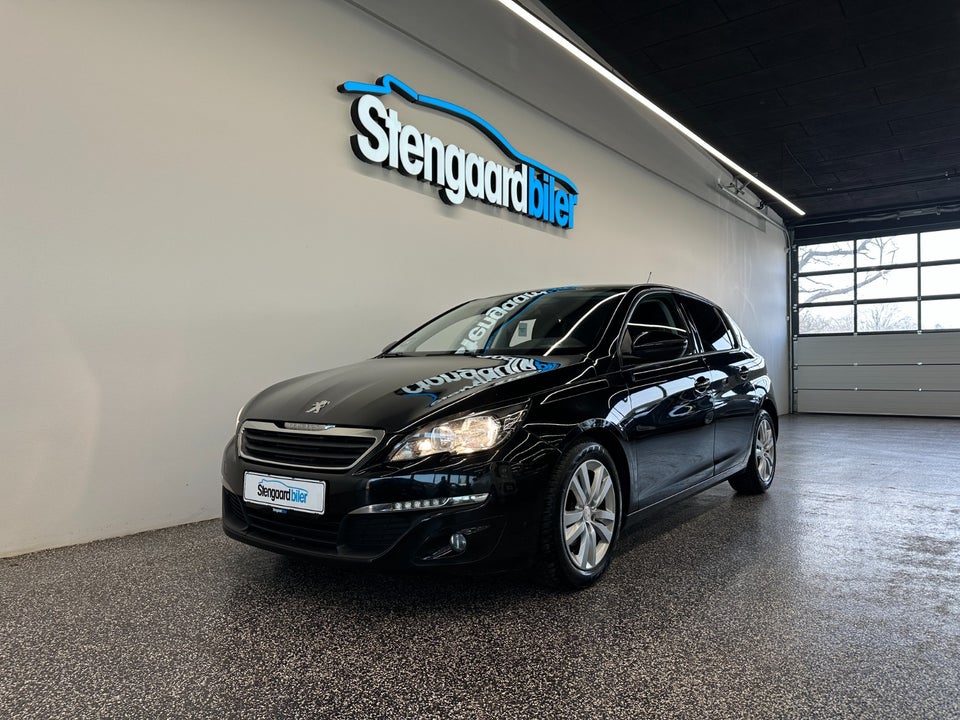 Peugeot 308 1,2 e-THP 130 Active EAT6 5d