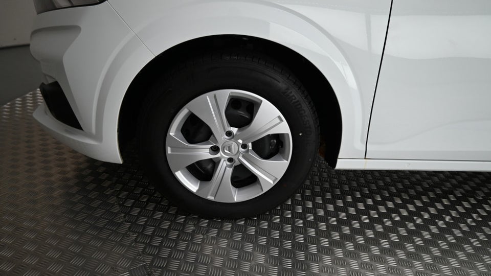 Dacia Sandero 1,0 TCe 90 Essential 5d